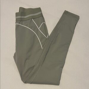 ALO Yoga High Waist Heart Throb leggings Small